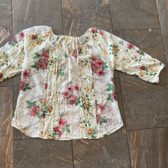 Anthropologie Fig and Flower Floral Cold Shoulder Top Size Medium - Picture 7 of 13